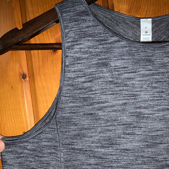 Lululemon Low Key Tank *Silver - Picture 6 of 9